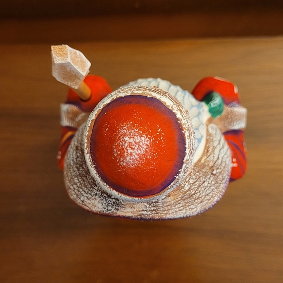 Tyche Art Studio Ukrainian Hand Carved Wooden Santa Tiny Flaw - Picture 3 of 8